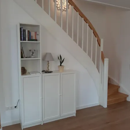 アパート Rendelchen